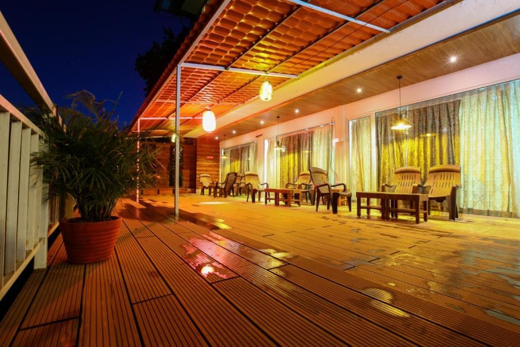 Lake View Resort Lonavla Zewnętrze zdjęcie