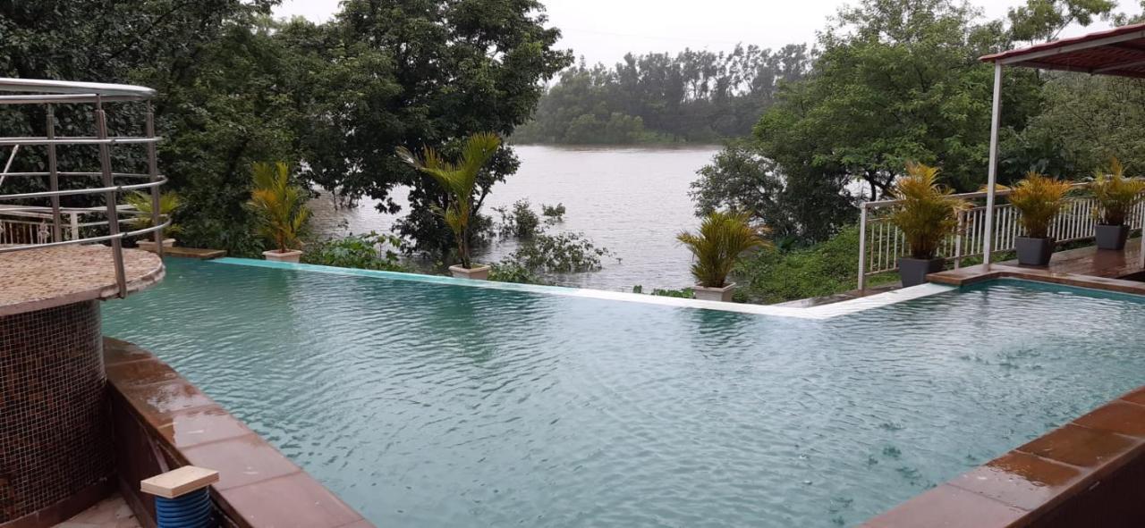 Lake View Resort Lonavla Zewnętrze zdjęcie